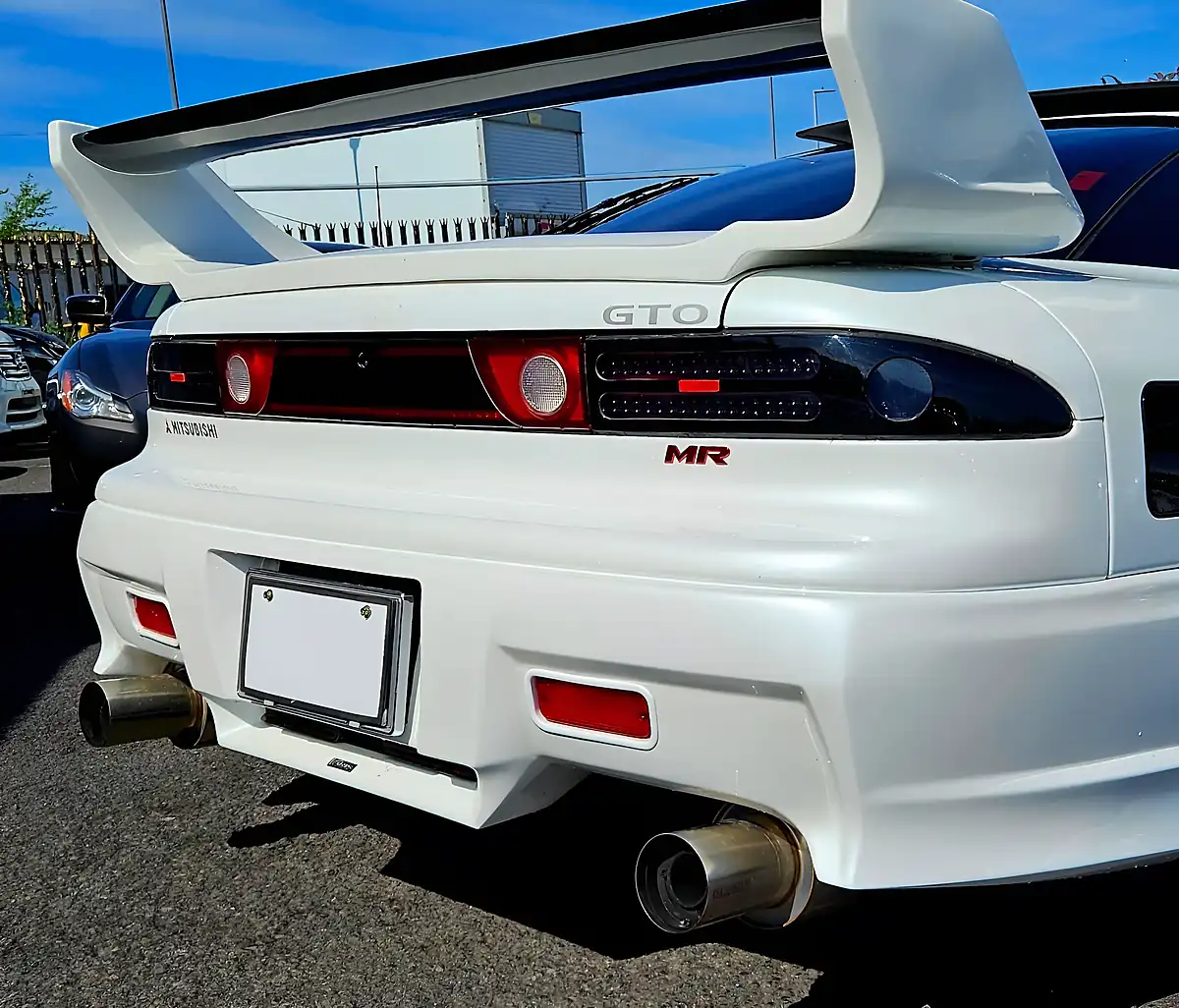 Used 1993 Mitsubishi Gto White - Interior and Exterior details 5