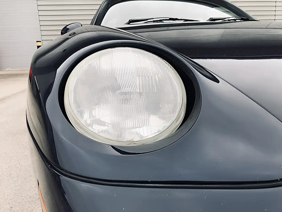 Used 1993 Porsche 968 Coupe Blue - Interior and Exterior details 20