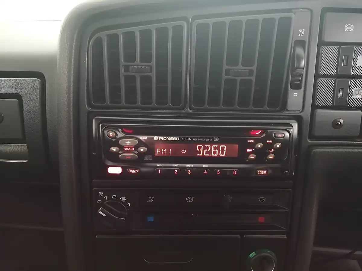 Used 1993 Volkswagen Corrado Silver - Interior and Exterior details 12