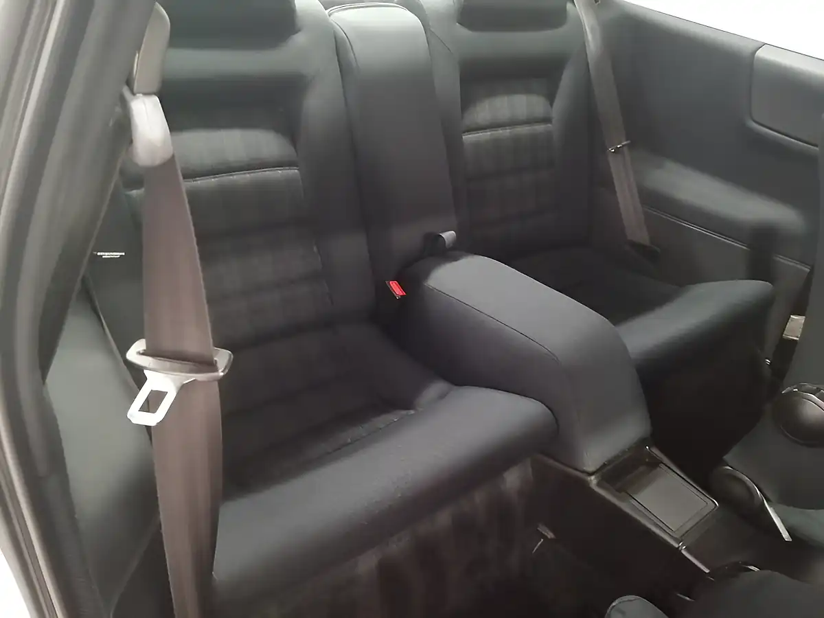 Used 1993 Volkswagen Corrado Silver - Interior and Exterior details 9
