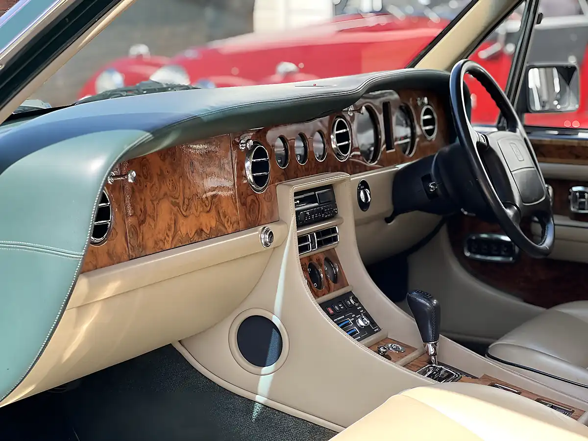 Used 1994 Bentley Turbo R Green - Interior and Exterior details 10