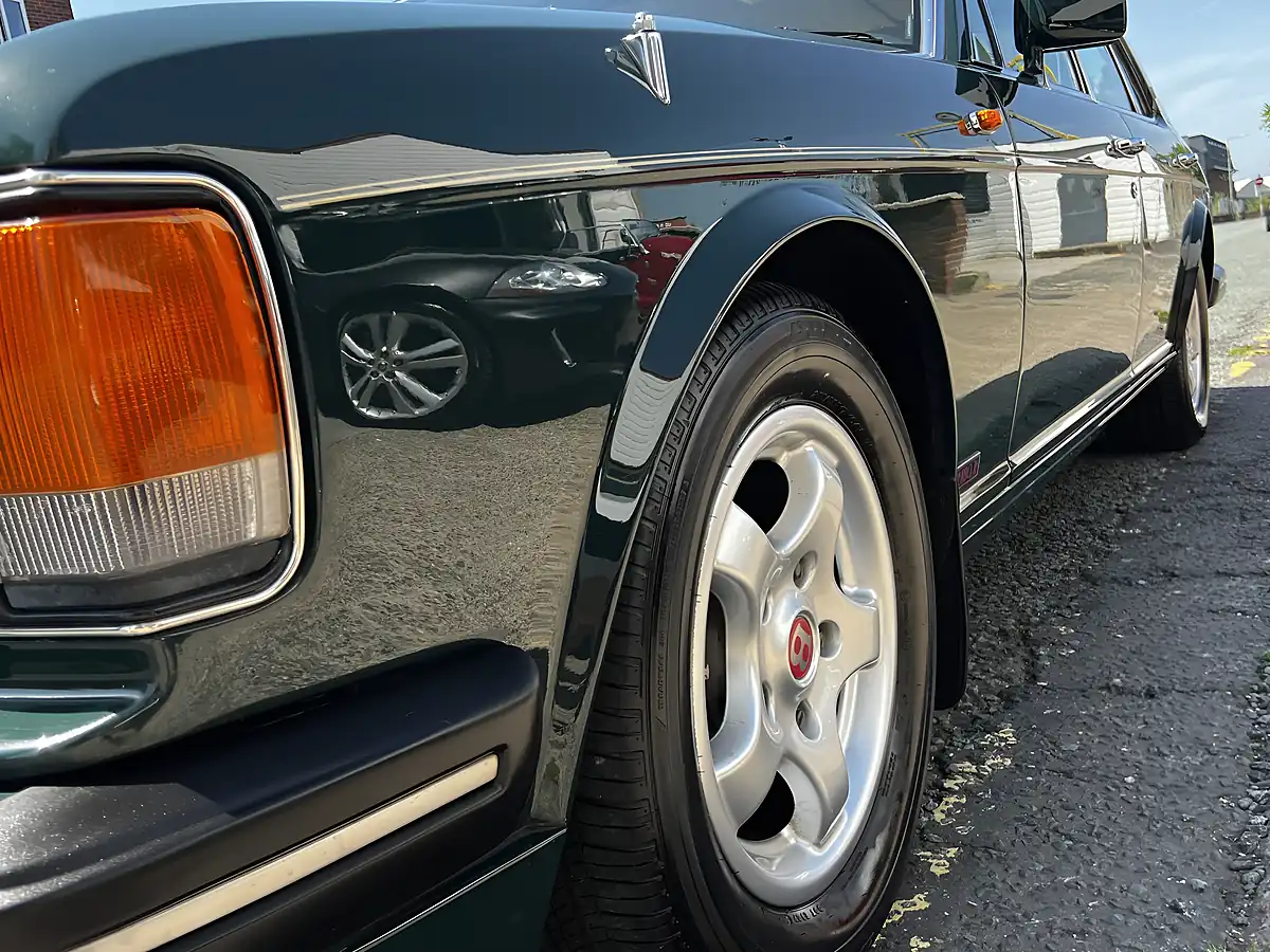 Used 1994 Bentley Turbo R Green - Interior and Exterior details 13