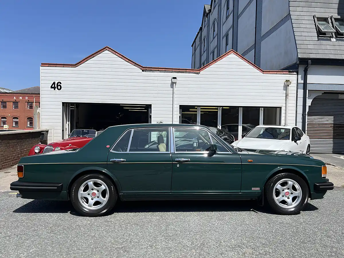Used 1994 Bentley Turbo R Green - Interior and Exterior details 4