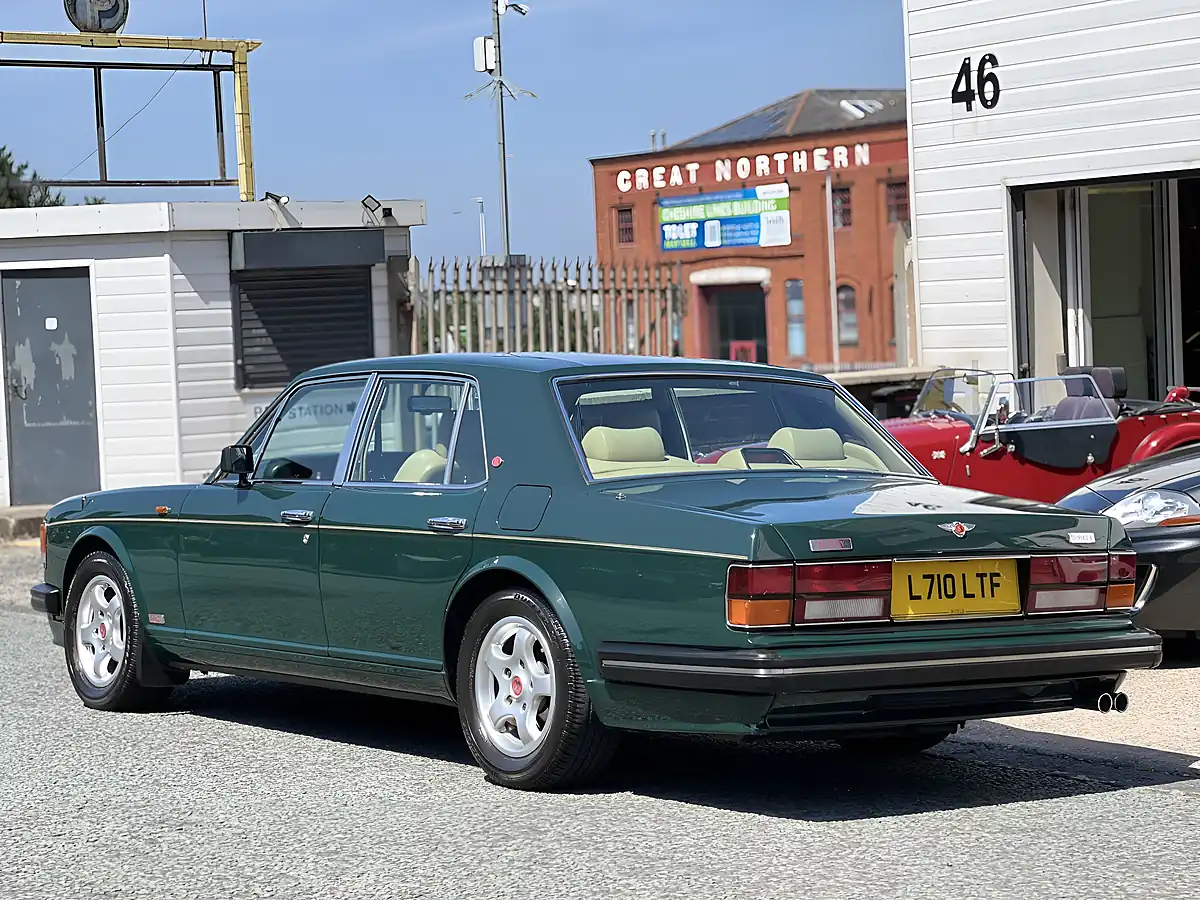 Used 1994 Bentley Turbo R Green - Interior and Exterior details 8
