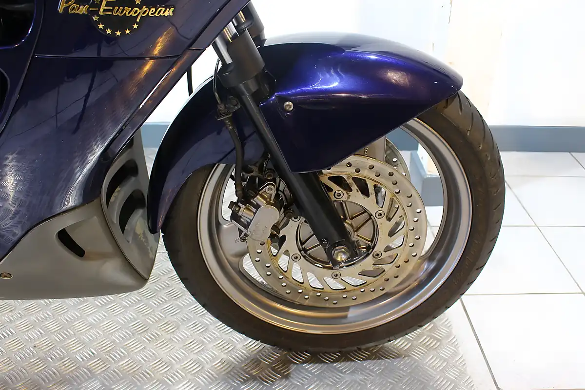 Used 1994 Honda ST1100 Pan European Blue - Interior and Exterior details 5