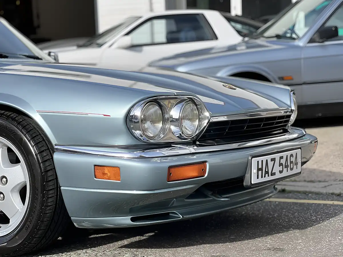 Used 1994 Jaguar XJS Blue - Interior and Exterior details 20