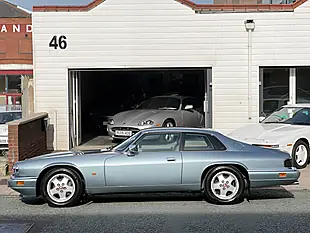 Used 1994 Jaguar XJS Blue - Interior and Exterior details 6