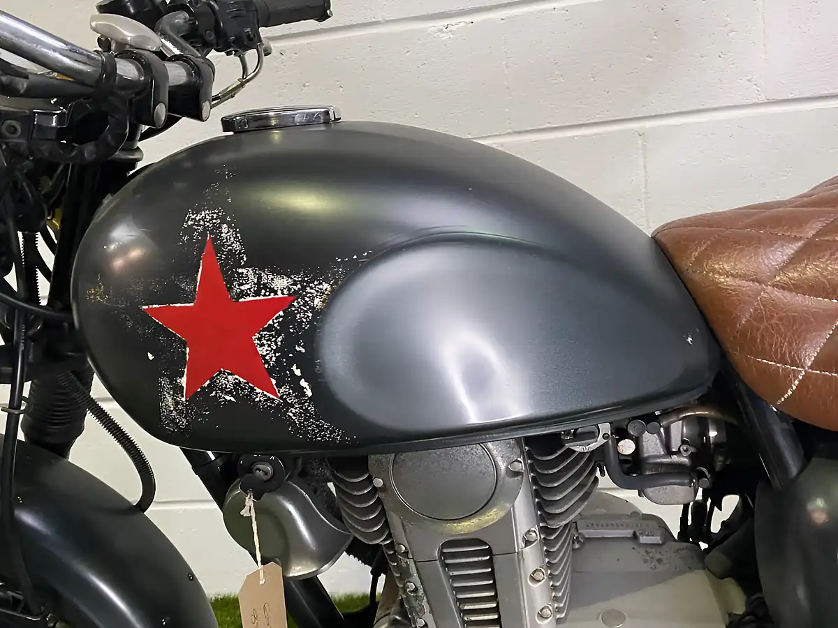 Used 1994 Kawasaki Estrella 250 Grey - Interior and Exterior details 16