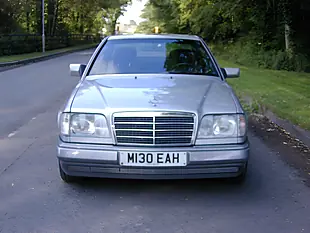Used 1994 Mercedes-Benz 220 Coupe Silver - Interior and Exterior details 4