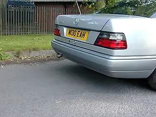 Used 1994 Mercedes-Benz 220 Coupe Silver - Interior and Exterior details 9