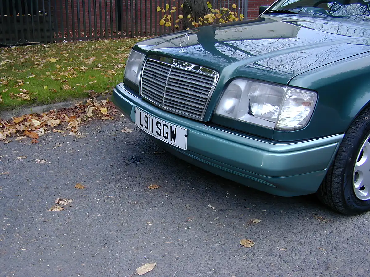 Used 1994 Mercedes-Benz 280 Facelift Green - Interior and Exterior details 11