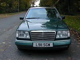 Used 1994 Mercedes-Benz 280 Facelift Green - Interior and Exterior details 4
