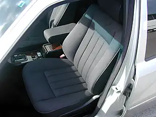 Used 1994 Mercedes-Benz 320 W124 Estate 7-Seater Silver - Interior and Exterior details 13