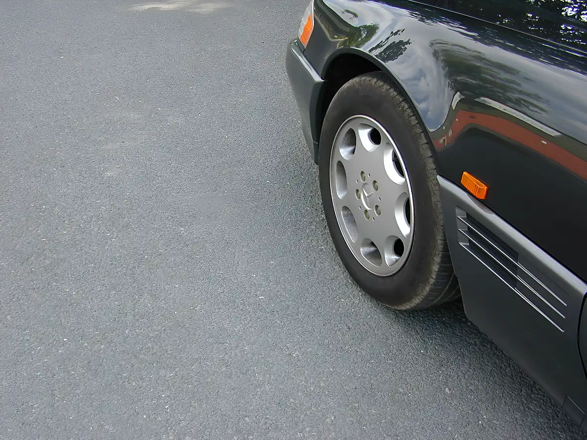 Used 1994 Mercedes-Benz Sl R129 Sports Convertible Black - Interior and Exterior details 12