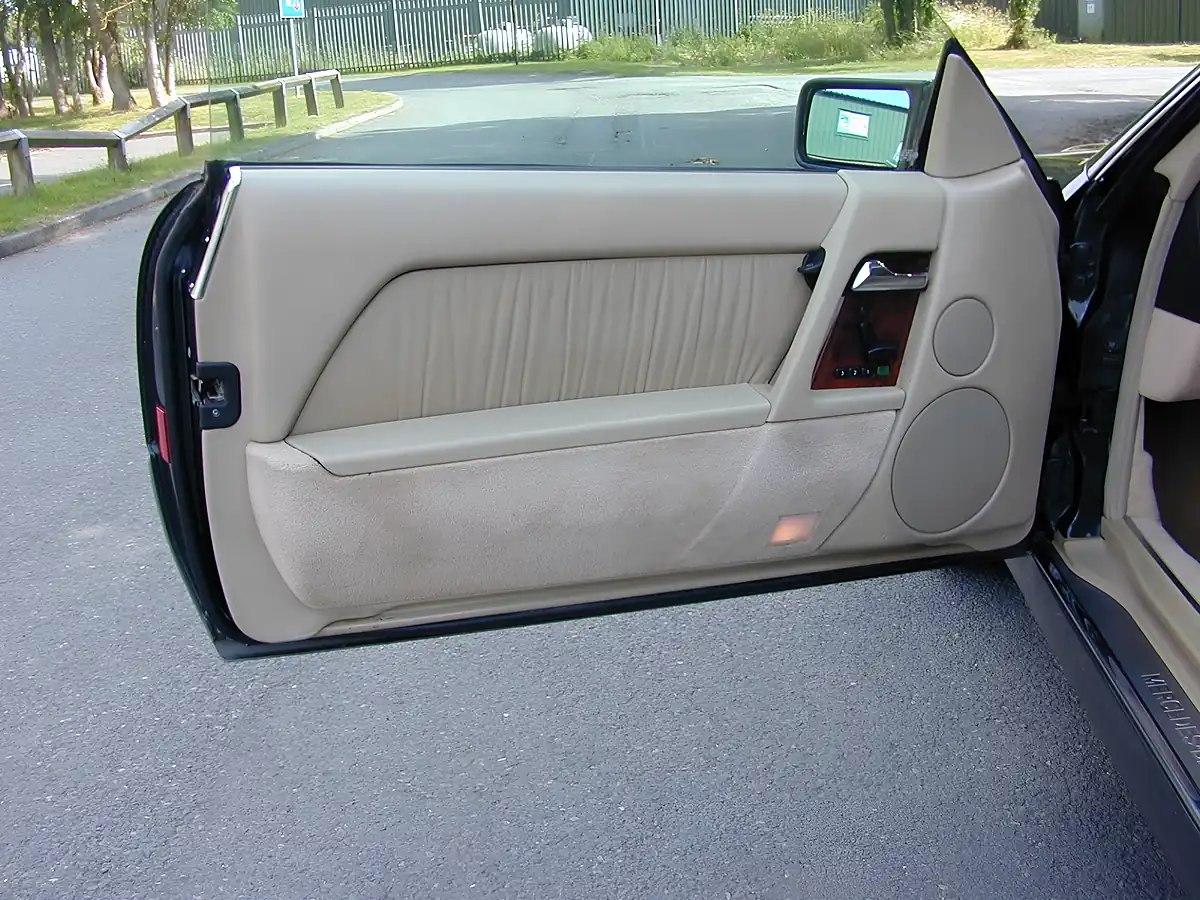 Used 1994 Mercedes-Benz Sl R129 Sports Convertible Black - Interior and Exterior details 14
