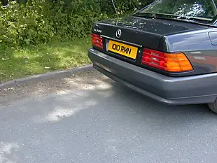 Used 1994 Mercedes-Benz Sl R129 Sports Convertible Black - Interior and Exterior details 9