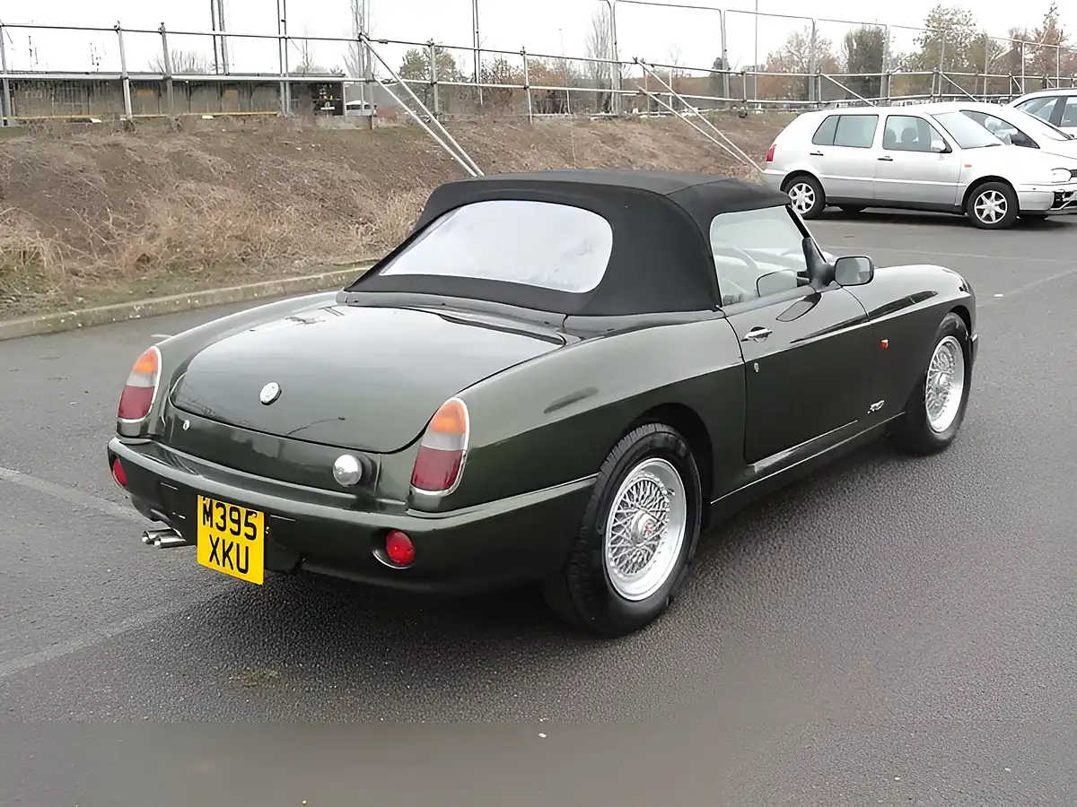 Used 1994 MG RV8 Green - Interior and Exterior details 10