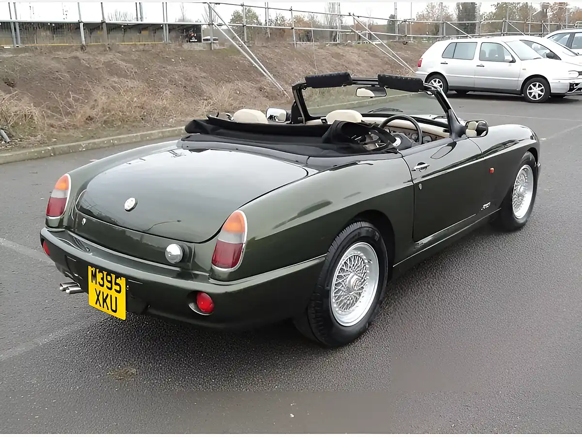 Used 1994 MG RV8 Green - Interior and Exterior details 14