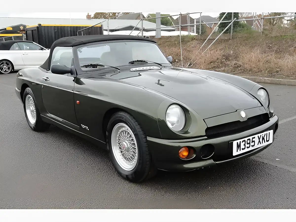 Used 1994 MG RV8 Green - Interior and Exterior details 5