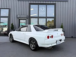 Used 1994 Nissan Skyline R32 GT-R White - Interior and Exterior details 3
