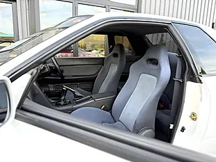 Used 1994 Nissan Skyline R32 GT-R White - Interior and Exterior details 4
