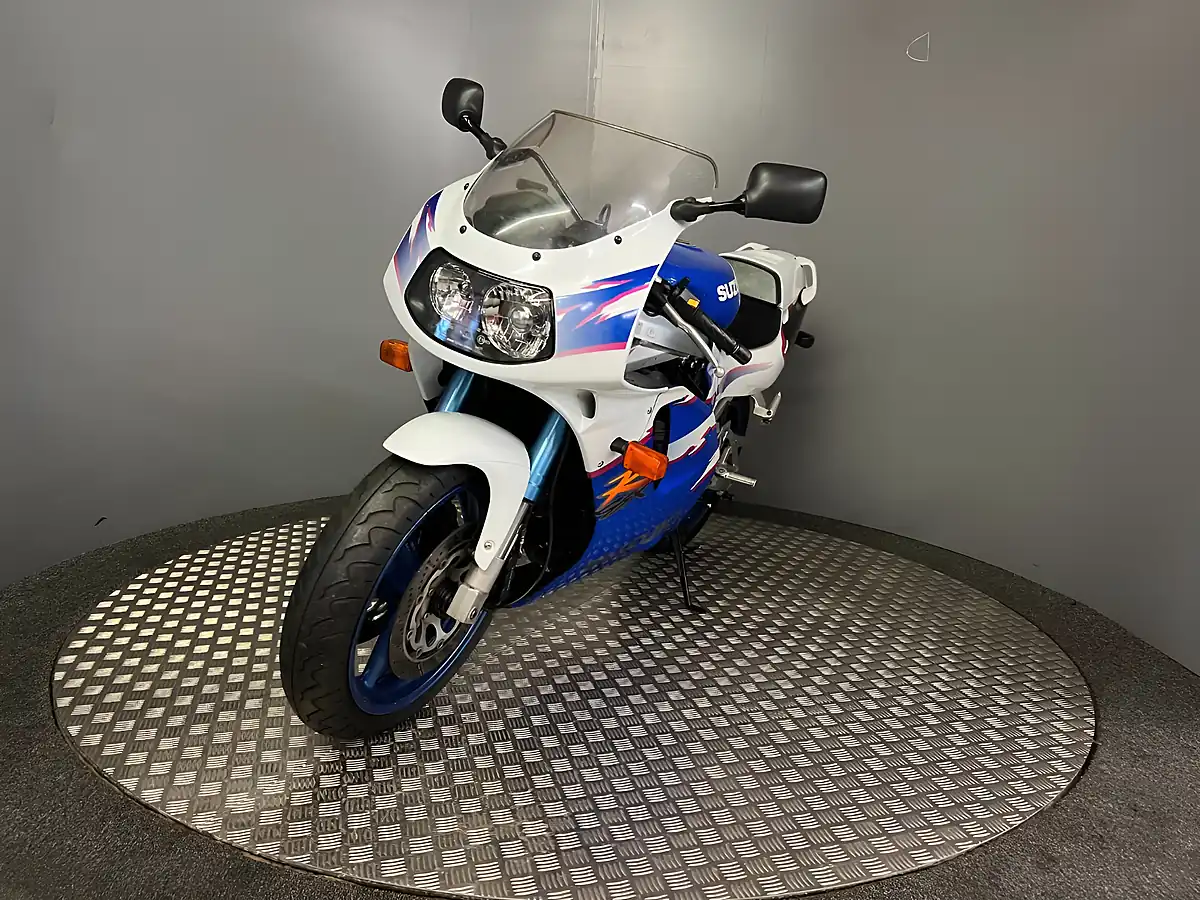 Used 1994 Suzuki GSX-R750 Sp Blue - Interior and Exterior details 14