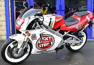 Used 1994 Suzuki RG250 VJ22 Edition Multi-Colour - Interior and Exterior details 2