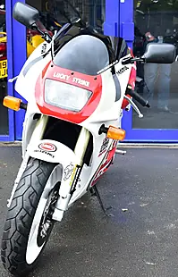 Used 1994 Suzuki RG250 VJ22 Edition Multi-Colour - Interior and Exterior details 3