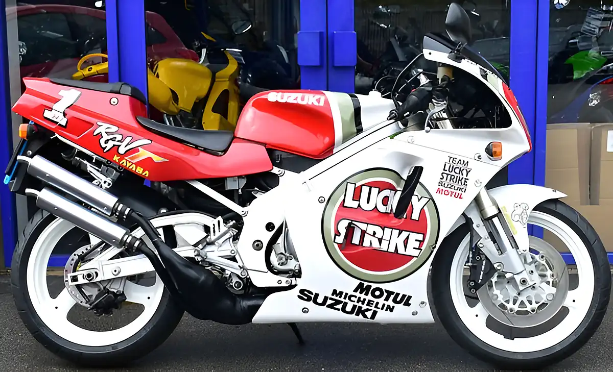 Used 1994 Suzuki RG250 VJ22 Edition Multi-Colour - Interior and Exterior details 5
