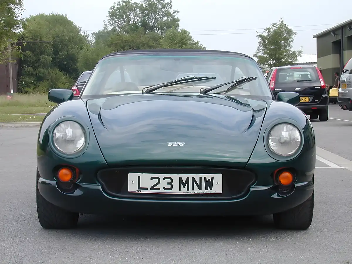 Used 1994 Tvr Chimaera Sports Green - Interior and Exterior details 4