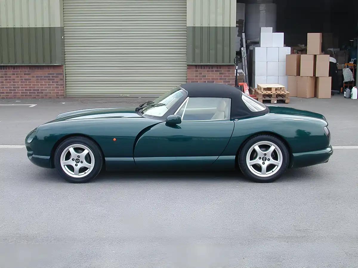 Used 1994 Tvr Chimaera Sports Green - Interior and Exterior details 7