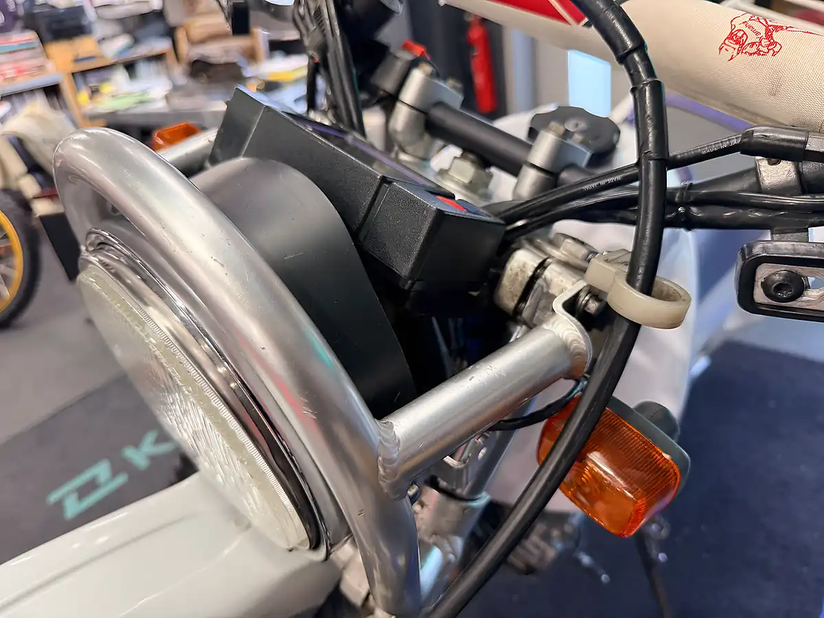 Used 1994 Yamaha Tt-R 250 Raid - Interior and Exterior details 12