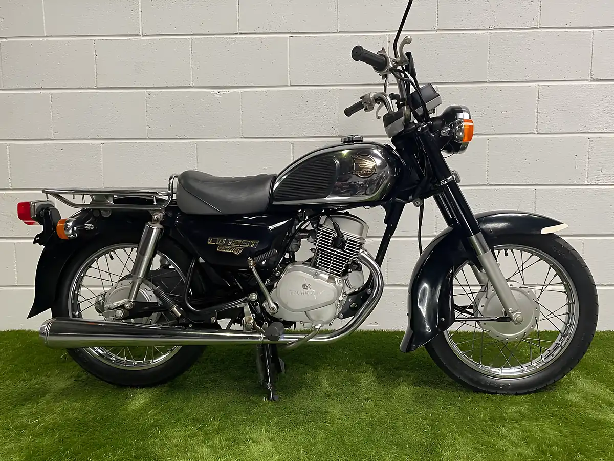 Used 1995 Honda CD125T Benly Black Chrome - Front View
