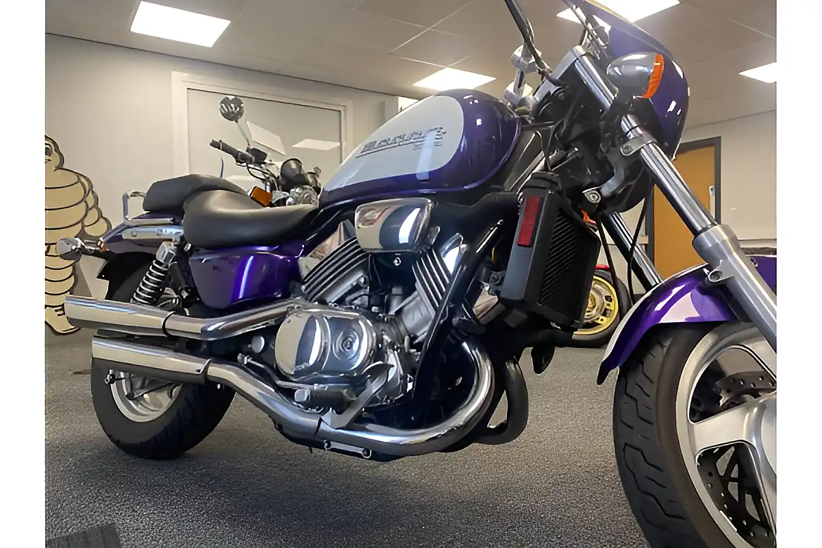 Used 1995 Honda Magna RS Purple - Front View