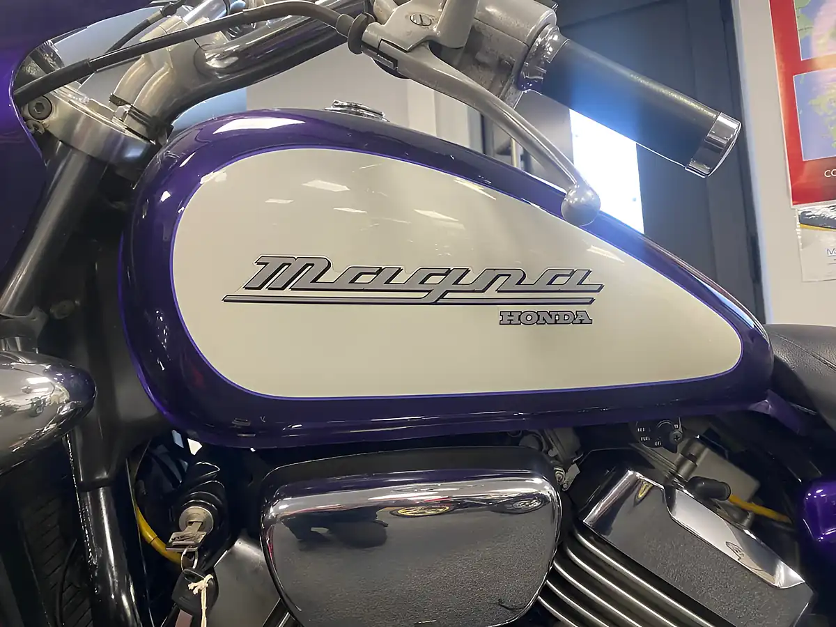 Used 1995 Honda Magna RS Purple - Interior and Exterior details 11
