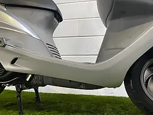 Used 1995 Honda Spacy 125 Silver - Interior and Exterior details 19