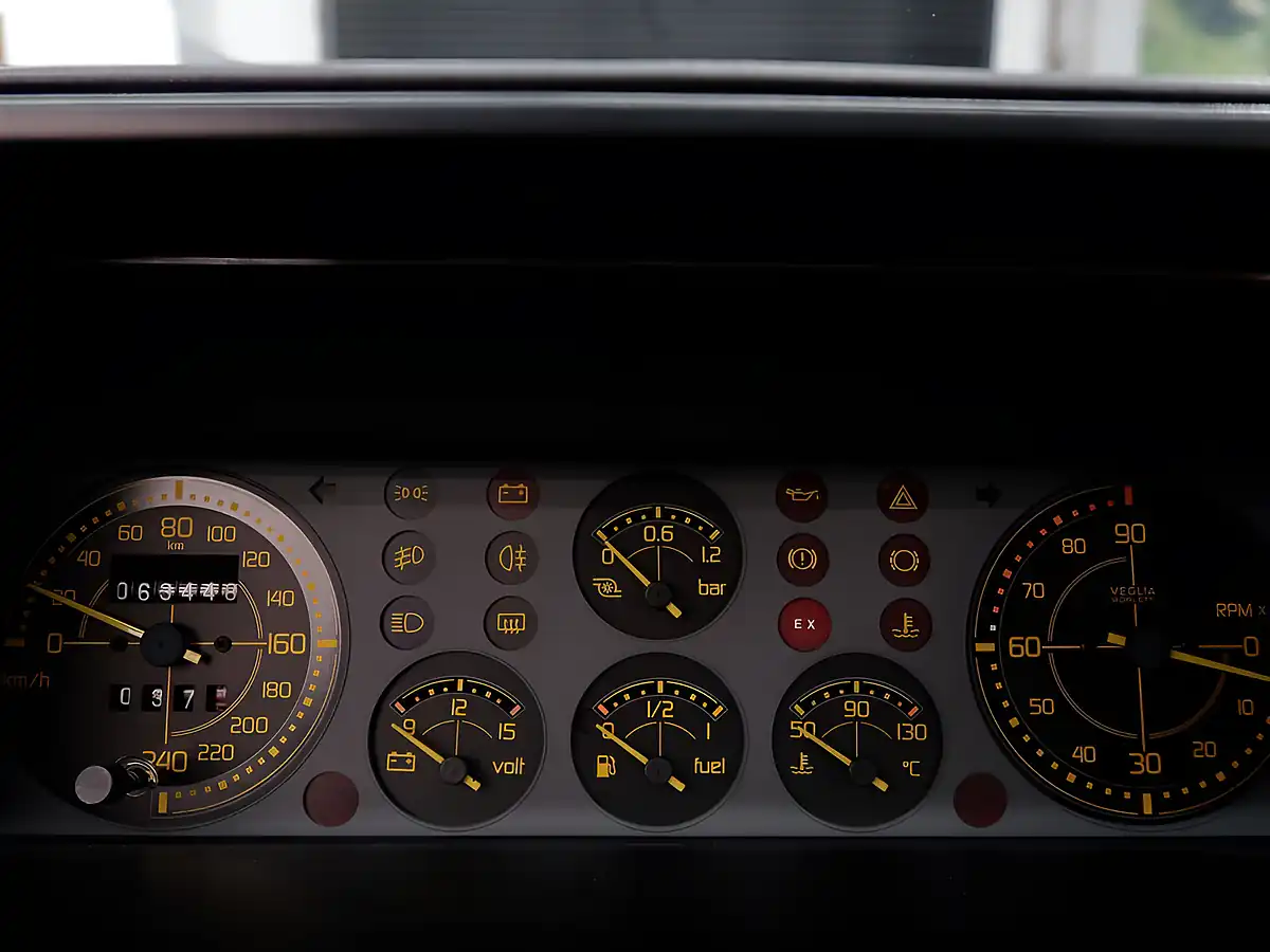 Used 1995 Lancia Delta Integrale Evo 2 Rosso Monza - Interior and Exterior details 11