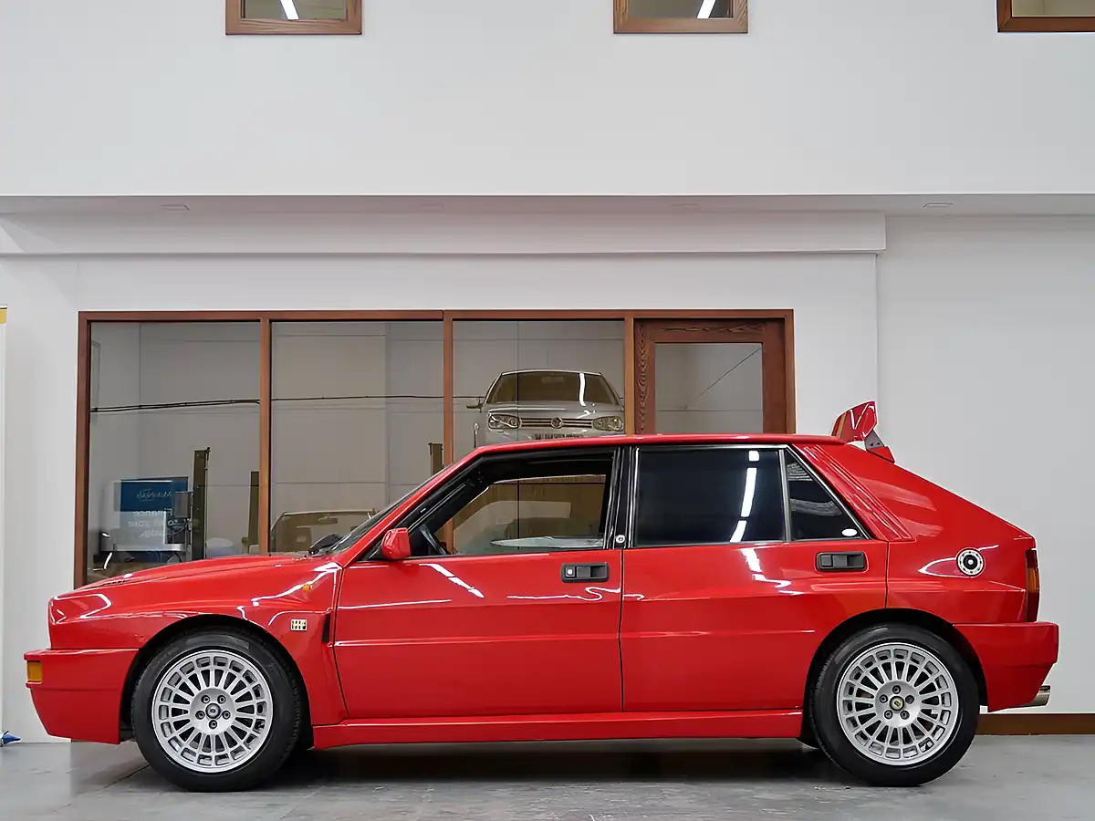 Used 1995 Lancia Delta Integrale Evo 2 Rosso Monza - Interior and Exterior details 6