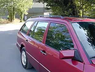 Used 1995 Mercedes-Benz 200 W124 Red - Interior and Exterior details 10