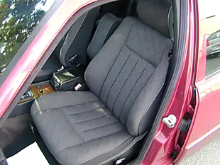 Used 1995 Mercedes-Benz 200 W124 Red - Interior and Exterior details 14