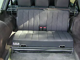 Used 1995 Mercedes-Benz 200 W124 Red - Interior and Exterior details 18