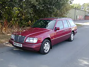 Used 1995 Mercedes-Benz 200 W124 Red - Interior and Exterior details 8