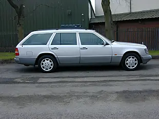 Used 1995 Mercedes-Benz 220 W124 Silver - Interior and Exterior details 2