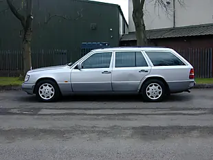 Used 1995 Mercedes-Benz 220 W124 Silver - Interior and Exterior details 7