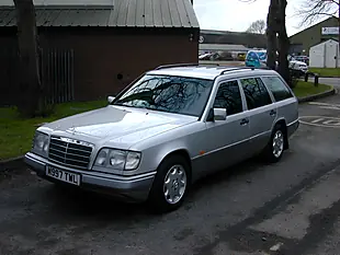 Used 1995 Mercedes-Benz 220 W124 Silver - Interior and Exterior details 8