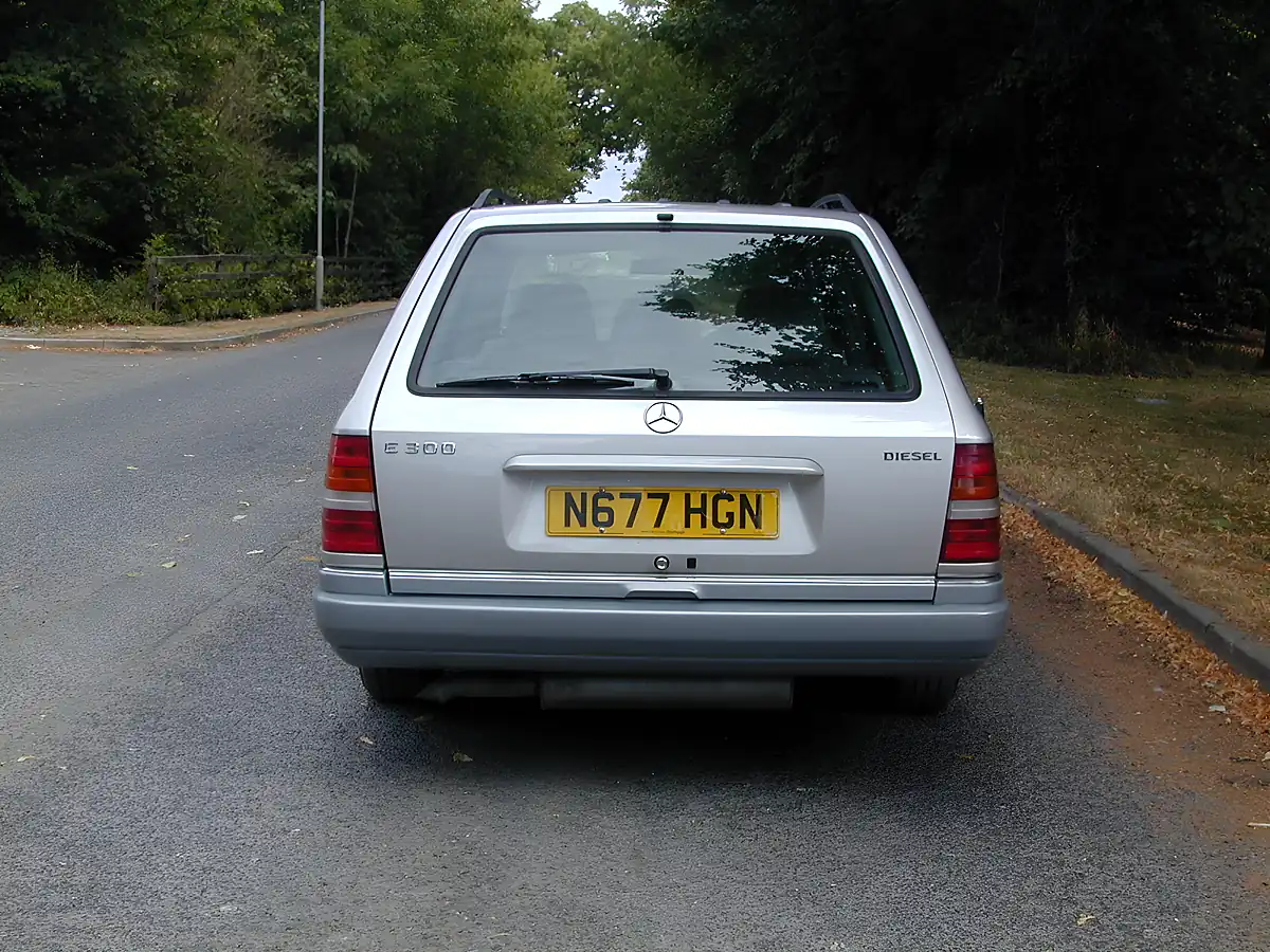 Used 1995 Mercedes-Benz 300 W124 Silver - Interior and Exterior details 5