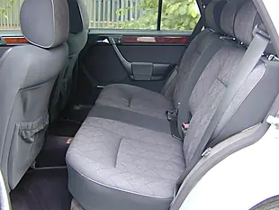 Used 1995 Mercedes-Benz 320 Estate 7-seater Silver - Interior and Exterior details 15