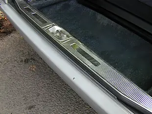 Used 1995 Mercedes-Benz 320 Estate 7-seater Silver - Interior and Exterior details 20