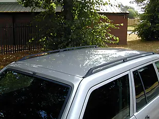 Used 1995 Mercedes-Benz 320 Estate 7-seater Silver - Interior and Exterior details 9