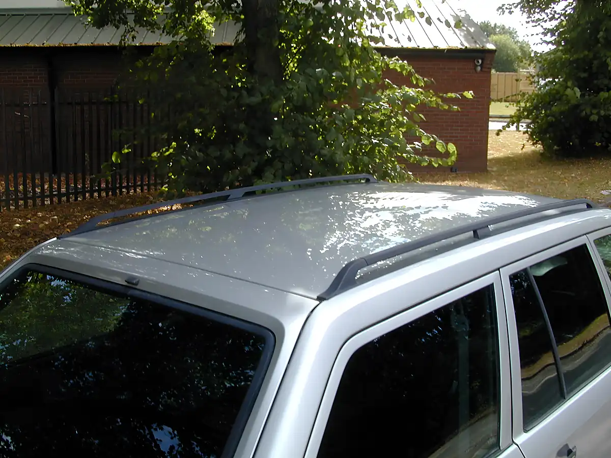 Used 1995 Mercedes-Benz 320 Estate 7-seater Silver - Interior and Exterior details 9